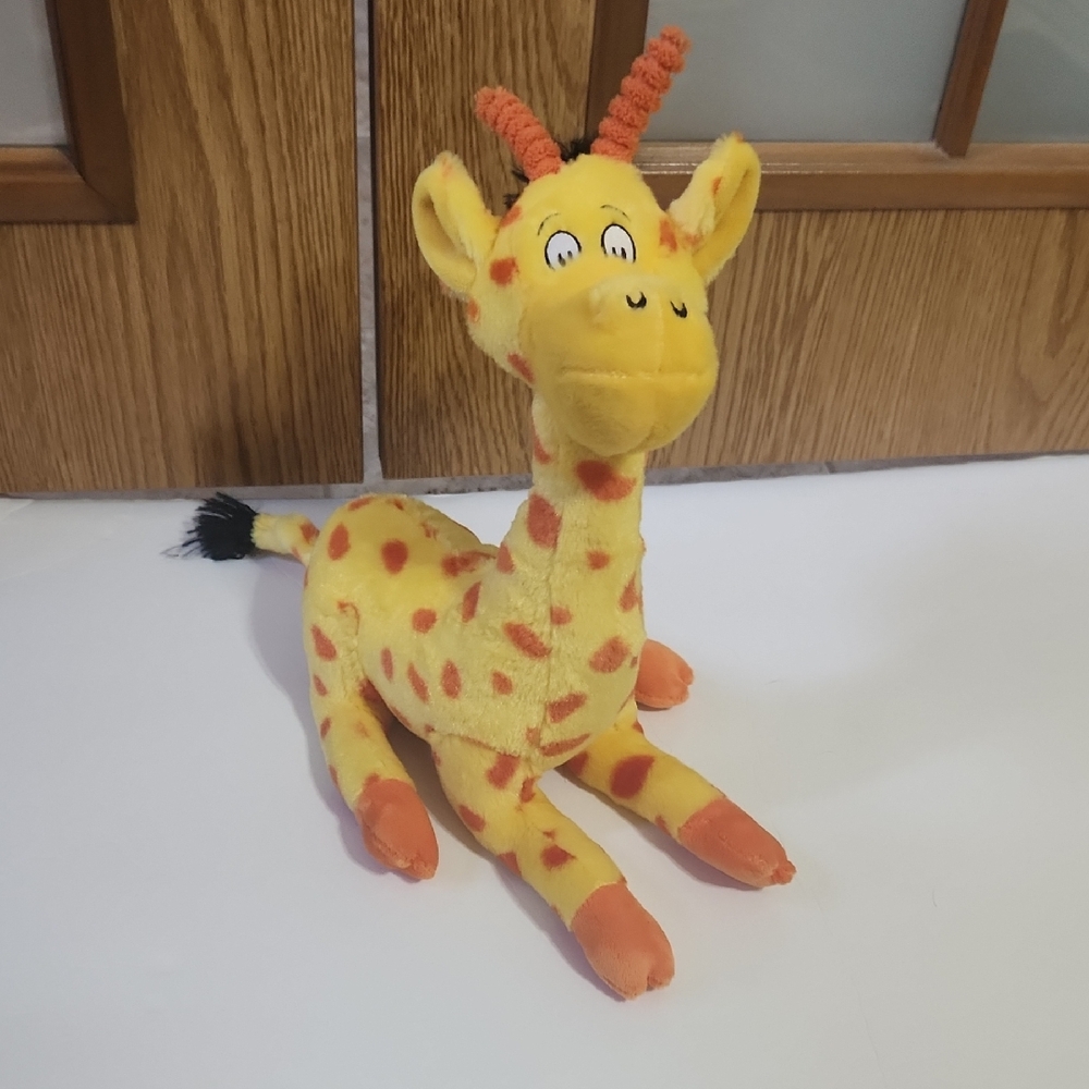 Kohl's Cares Mulberry Street Dr Seuss Stuffed Giraffe Plush